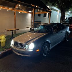 2002 Mercedes-Benz CLK-Class
