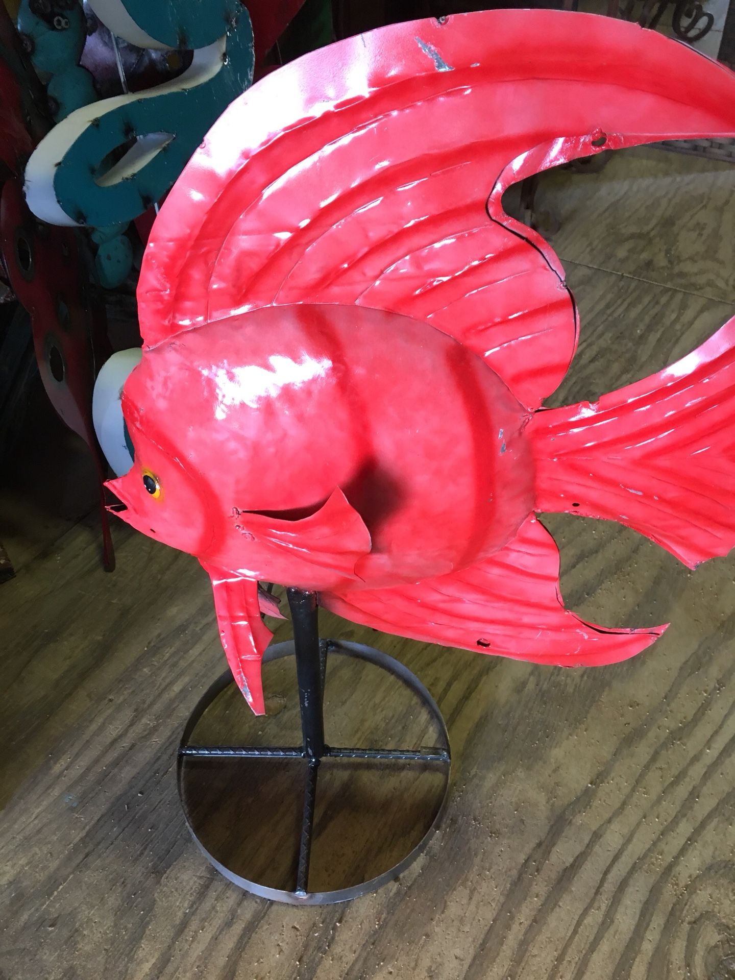 METAL. Real pine wood indoor outdoor We are this weekend at Bussey Fle Market b 341. 342 Highway 35. Exit 177