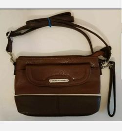 Stone Mountain 3 in 1 Crossbody Wristlet Clutch  Women's Designer Purse Pocketbook NEW