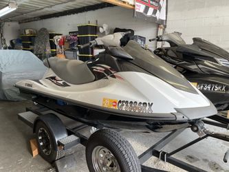 2013 Yamaha Wave runner
