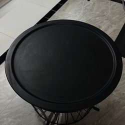 MATTE BLACK ROUND COFFEE TABLE