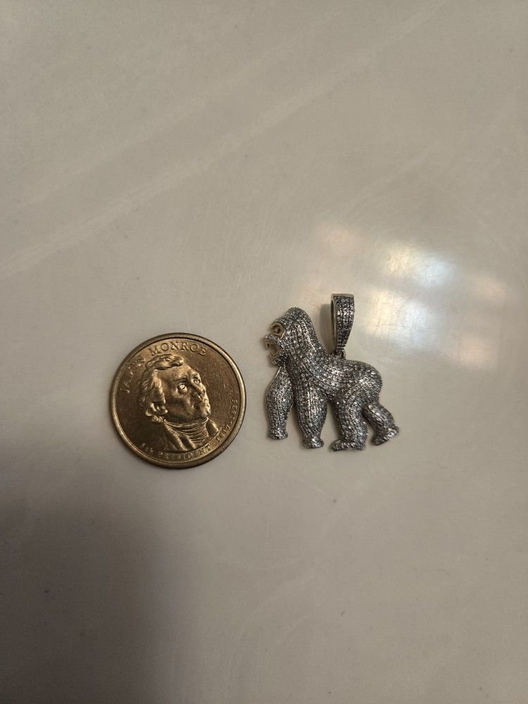 Gold and Diamond Pendant