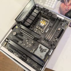 Z790 ASUS TUF Motherboard