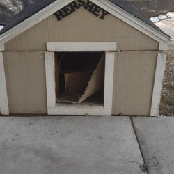 Insulated Dog House