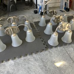 •Brand New• 5 Bathroom Light Fixtures