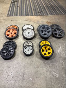 Wheels lawnmower pressure washer