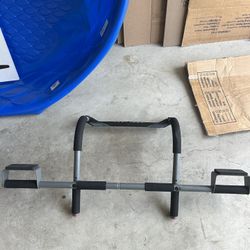 Pull Up Bar