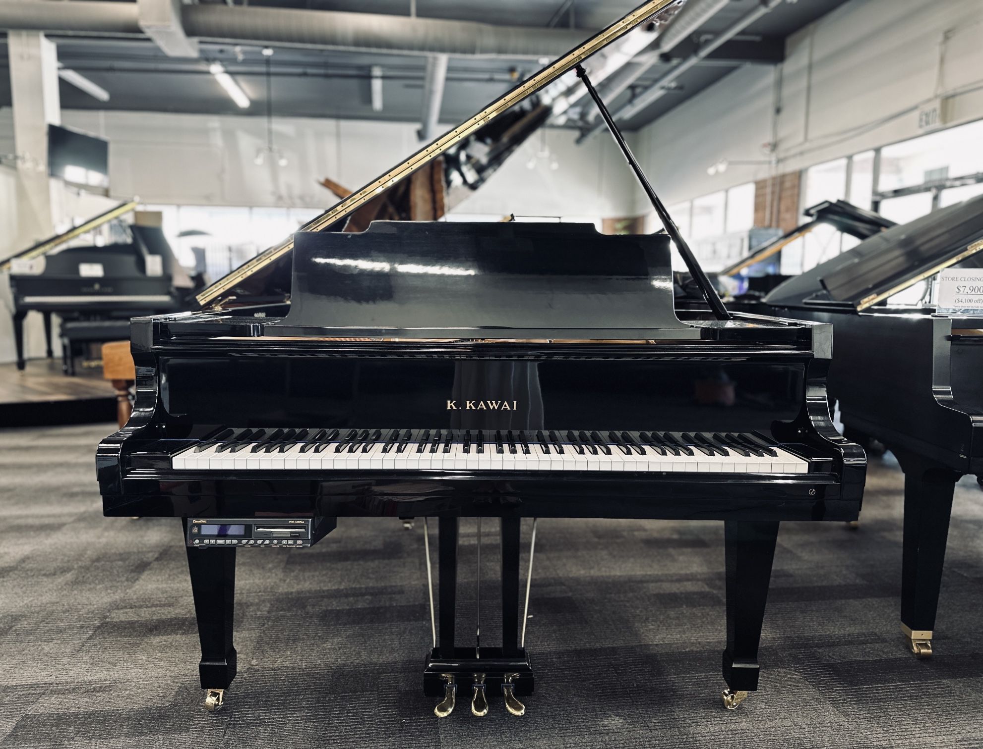 Kawai Model KG-2C Ebony Gloss 5’10” Player Grand Piano