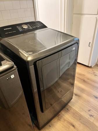 Samsung Washer & Dryer Set – Smart, High-Efficiency – $500 (Fair Condi - $500 (Hoffman Estates)