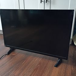 Insignia 32 inch TV Great condition