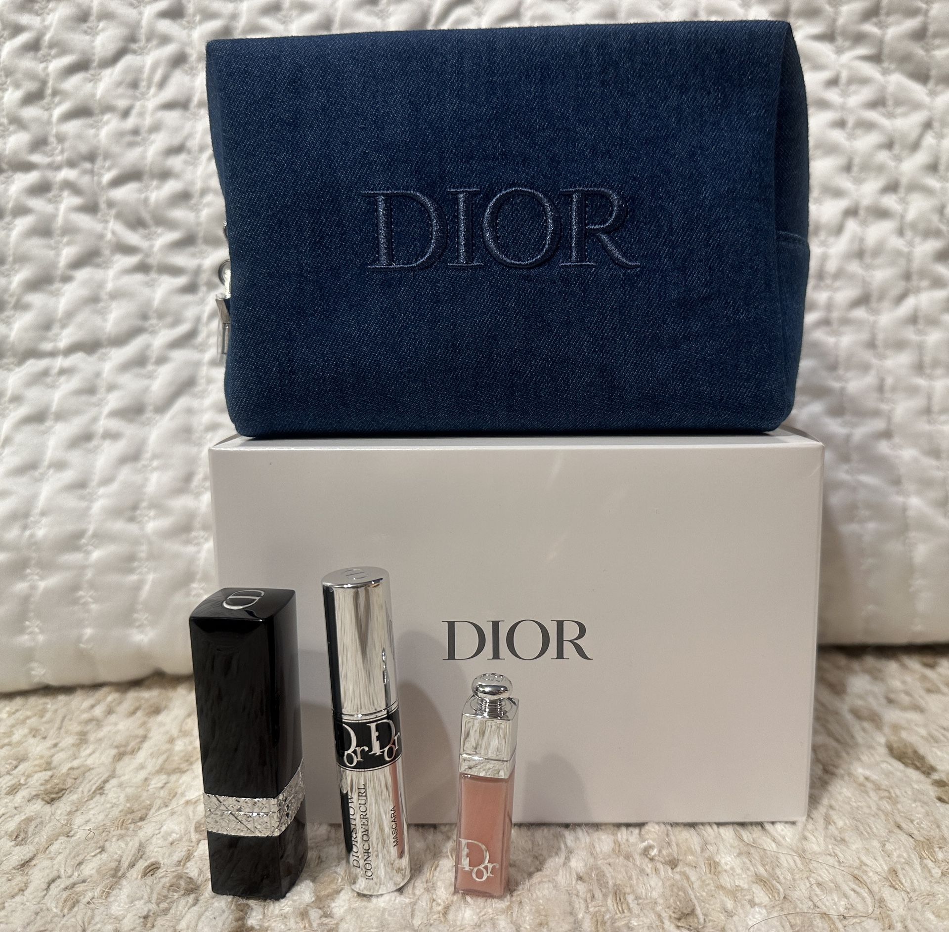 4PC Dior gift set (pouch + lipstick/full size+mascara+ lip gloss)