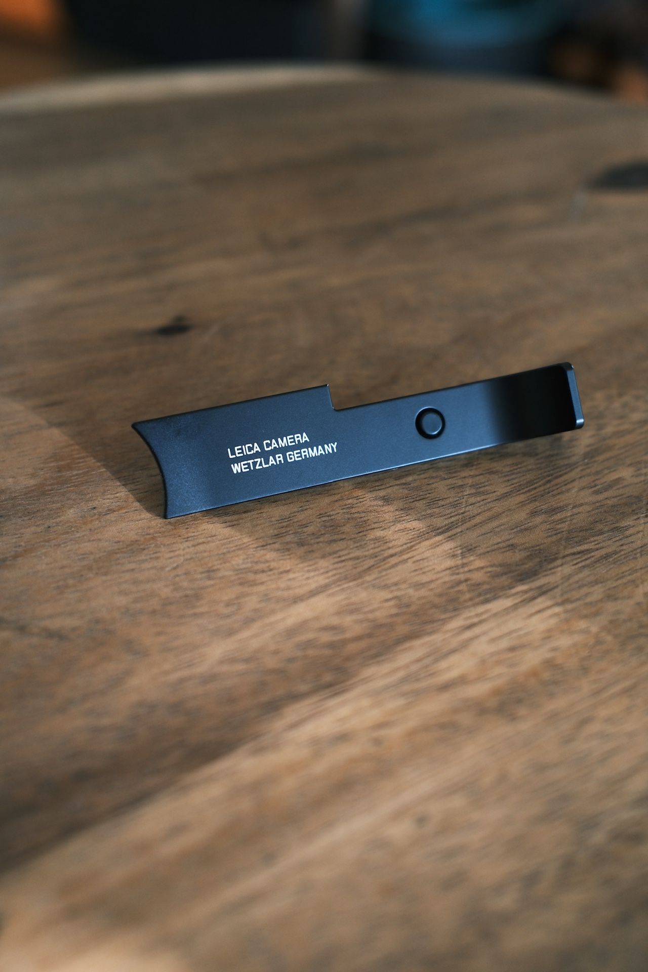 Leica Q2 Thumb Grip OEM
