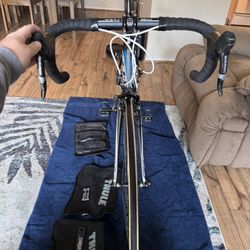 Felt 2010 54” Garmin Team Edition Bike 