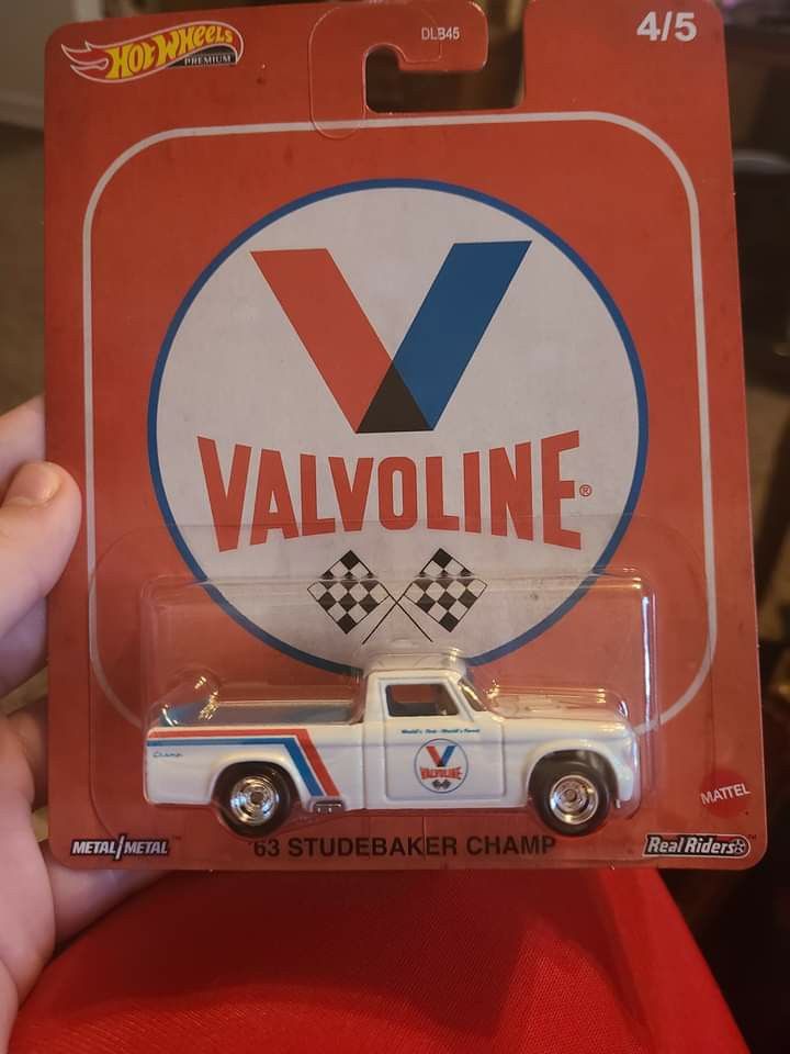 Hot Wheels Premium Truck
