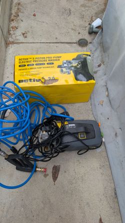 Pressure washer plus extras