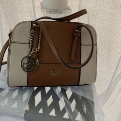 Purse - GUESS