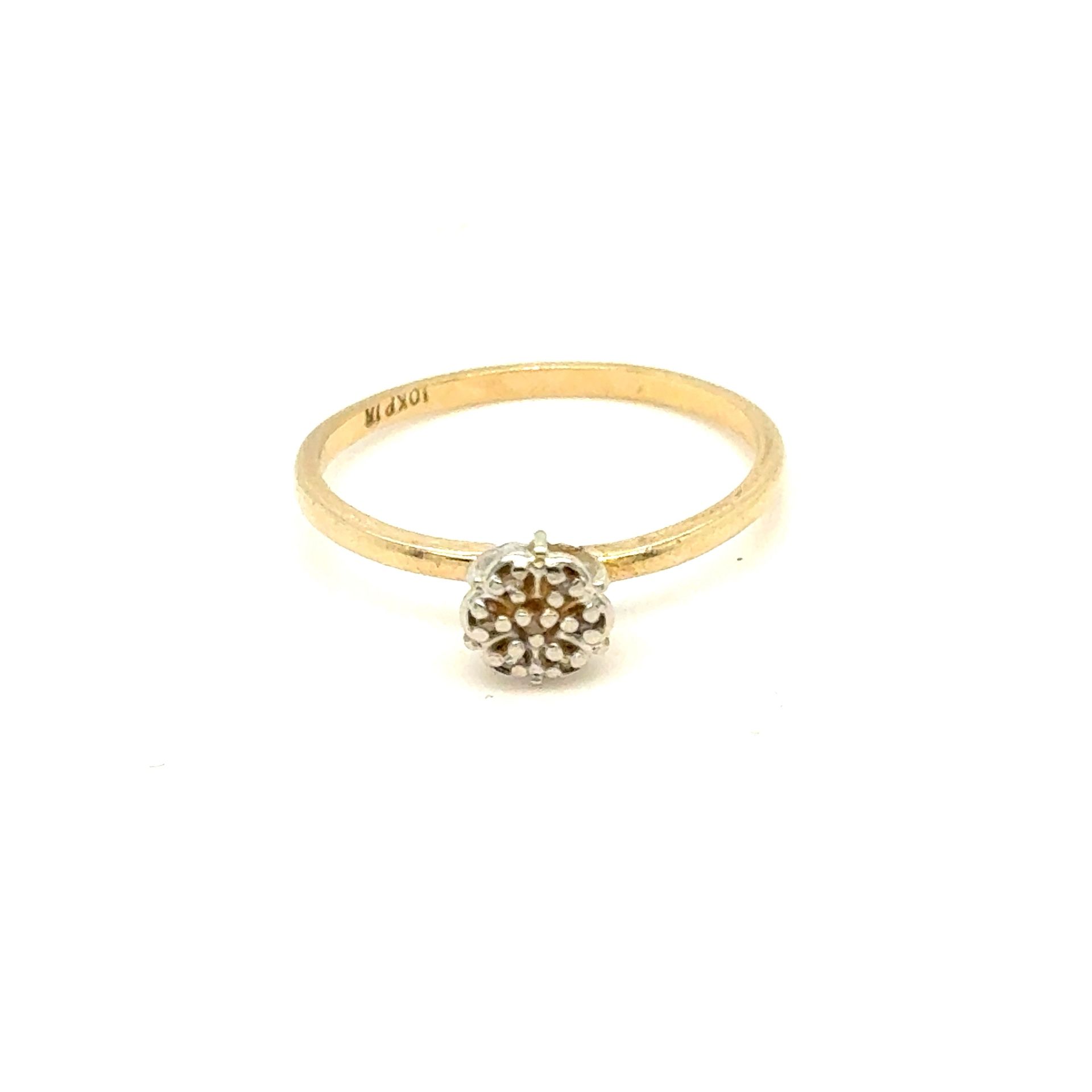 Delicate 10K Gold Woman’s Ring