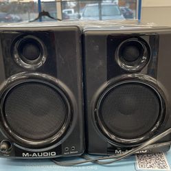 M-Audio Studiophile AV 40 Desktop Reference Speakers Studio Monitors For Not Working 