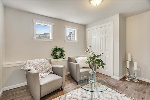 Luxury Modern Accent Chairs! 