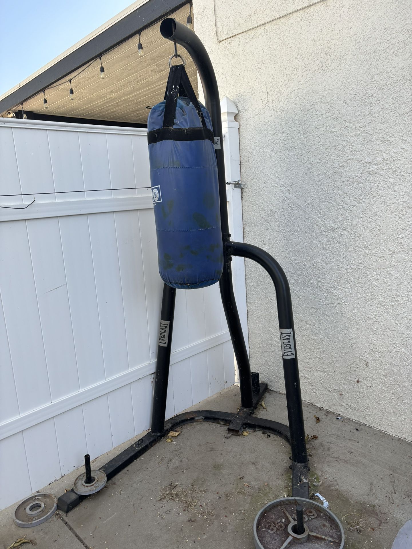 punching bag stand