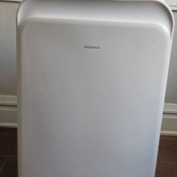 Insignia Portable AC