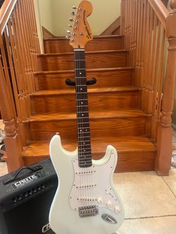 Squier Classic Vibe FSR Stratocaster w/ Crate Amp