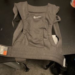 ERGOBABY Embrace Cozy