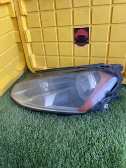 2014 Volkswagen Jetta Driver/Left Side Tail Light