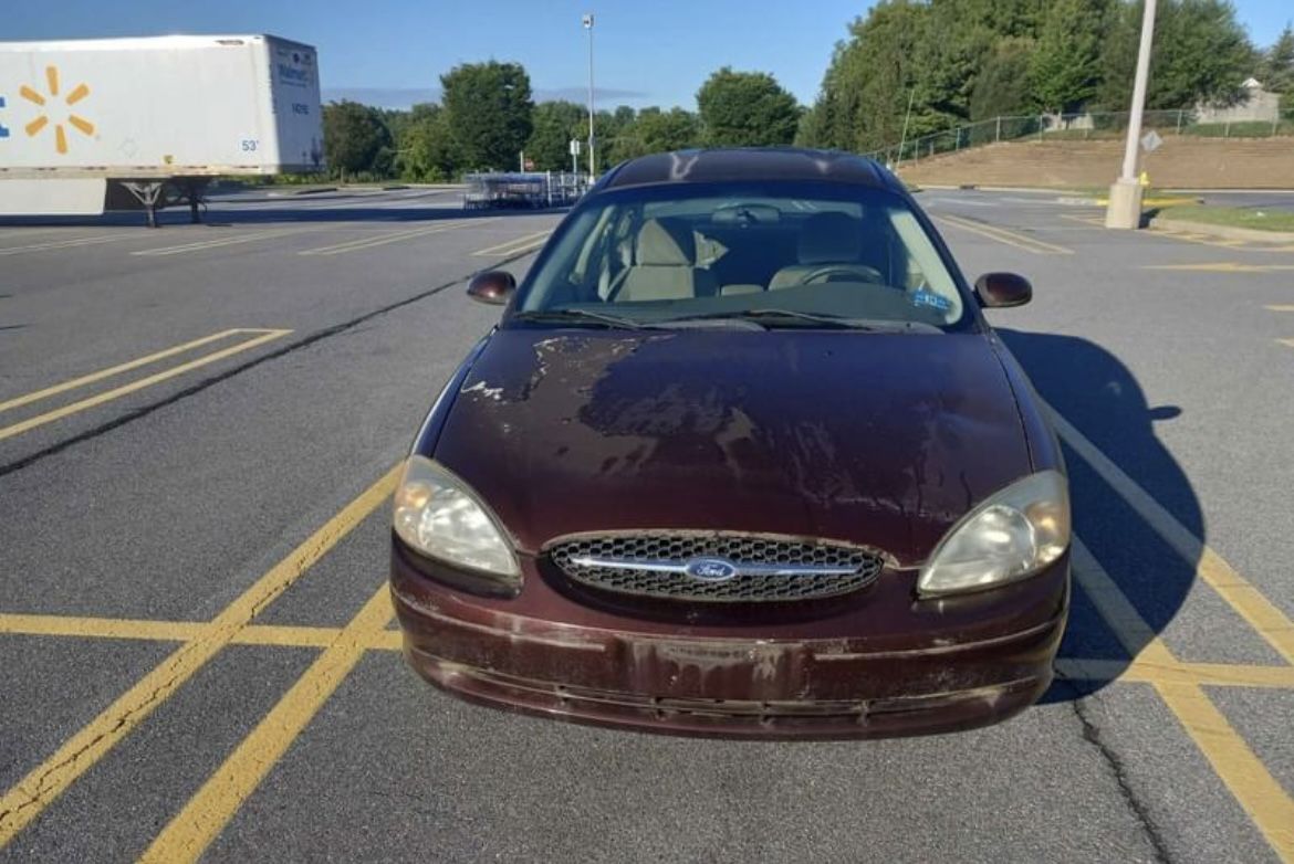 2002 Ford Taurus
