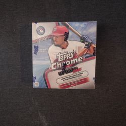 2025 Topps Chrome Update Mega Box