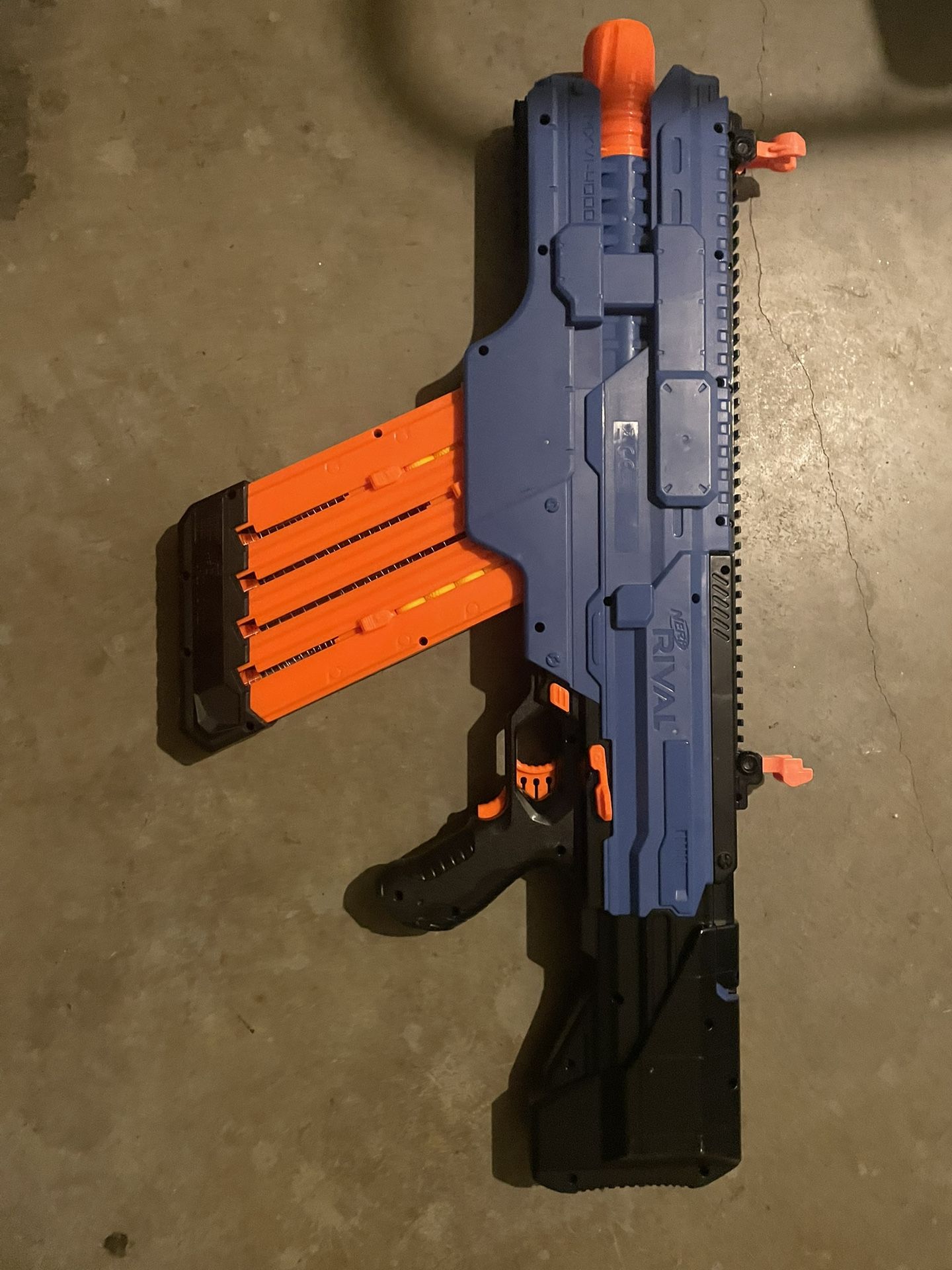 Nerf Rival MXVI4000