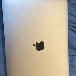 MacBook Pro M1