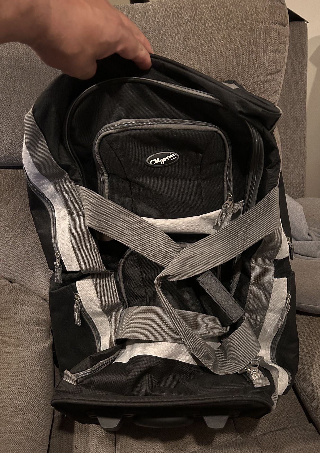 OLYMPIA TRAVEL BAG