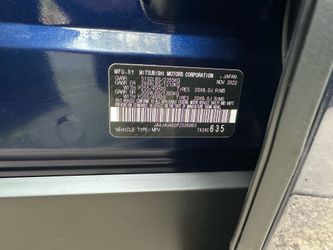 2023 mitsubishi outlander SE