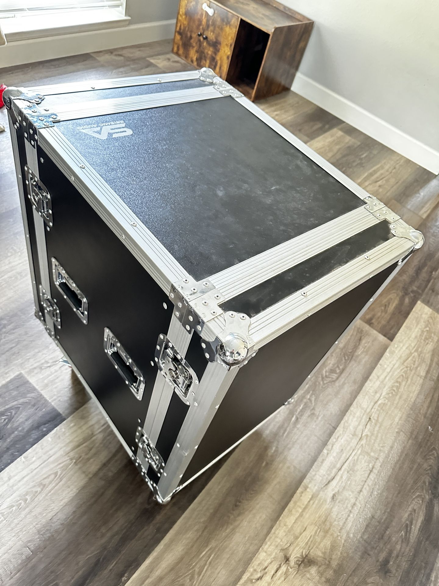 thumbnail interactive-video image 1 of OSP 16U ATA Rack Case - 20" Deep With Lid Table - RC16U-20SL - DJ Road Case 1 of 6