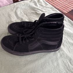 Men’s tennis shoes, vans