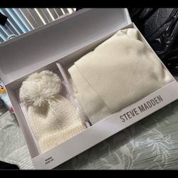 Steve Madden Scarf And beanie set