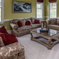 House CONTENTS sale in Downingtown *ornate *big furniture 
