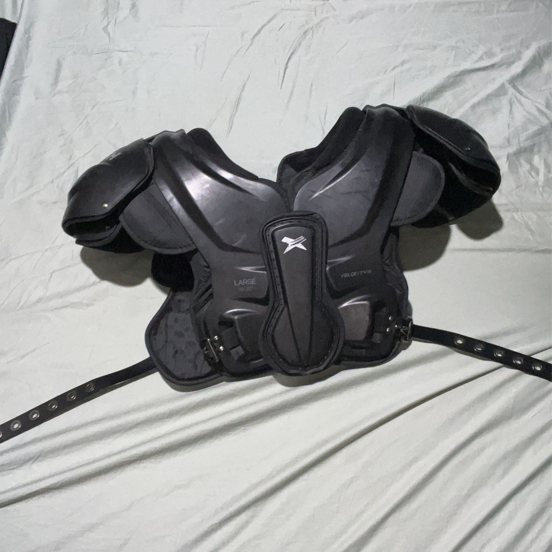 Large, Xenith Velocity Shoulder pads 