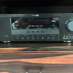 Yamaha Amplifier & Energy Speaker Set - Great Condition!