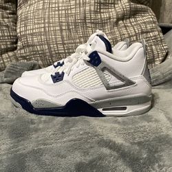 Air Jordan 4 Retro Size 8