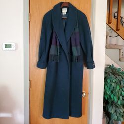Ladies Winter Wool Coat w/ Scarf