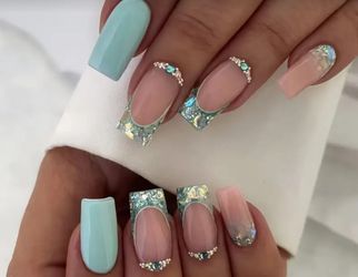 Sequin Diamond French False Nail Short Square Press on Nails for Nail Art 24pcs