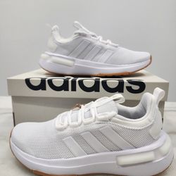 New Adidas White Shoes Sizes Available Womens 5.5 ,6, 7.5 ,8, 8.5 ,9.5 ,10 ,11