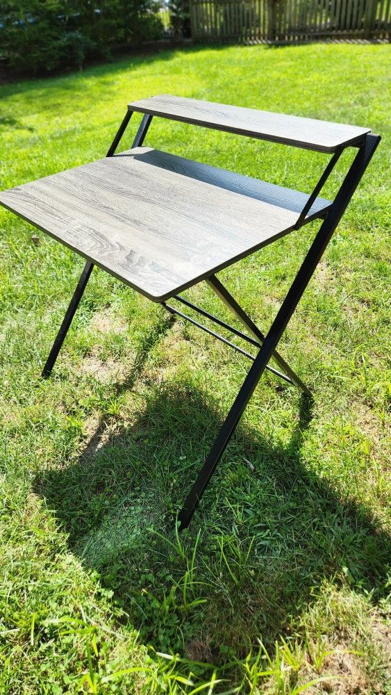Foldable Computer Desk
