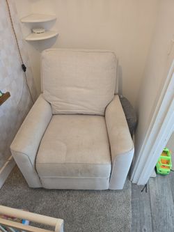 Nursery chair