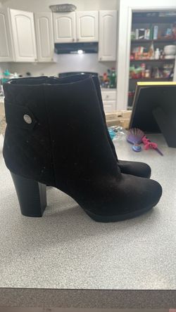 Anne Klein women’s size 10 boots