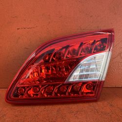 2013 2014 2015 Nissan Sentra Right Passenger Side Inner Trunk Lid Tail Light OEM
