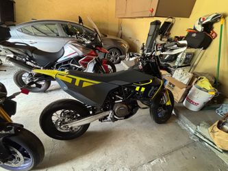 2023 701 supermoto 7400 miles