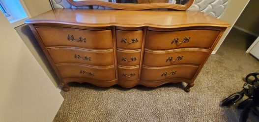 3 piece solid wood dresser set